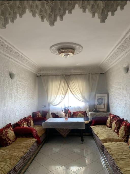 Adorable Apartamento A 8 Min Del Aeropuerto De Casablanca,Wifi Ultra Rapido Y Parking Gratis Derroua Exterior foto